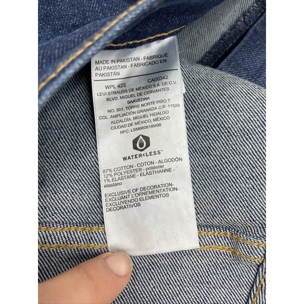 N/A signature levi